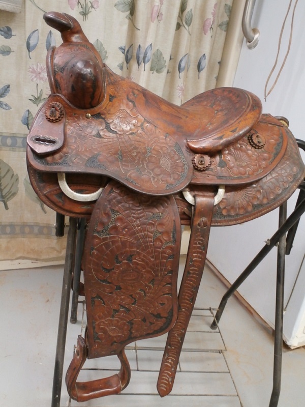 Buck Stiener saddle before restoration